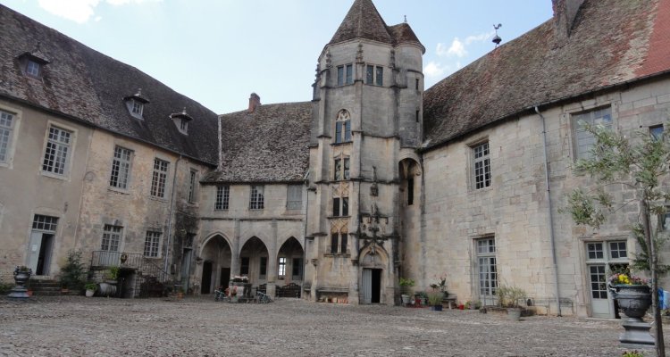 Le château des Archevêques