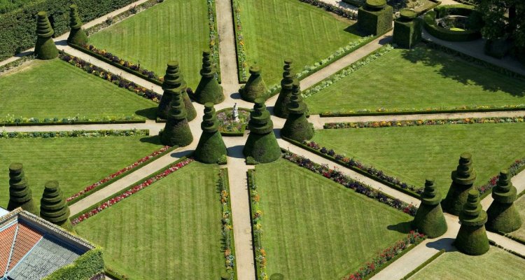 Jardin à la française Château de Pizay