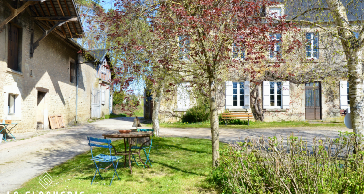 Cour du Domaine