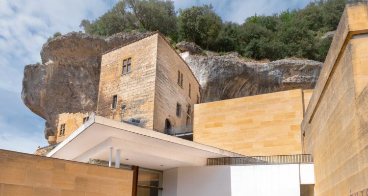 Entrée du Musée - © Maxime Villaeys / Musée national de Préhistoire