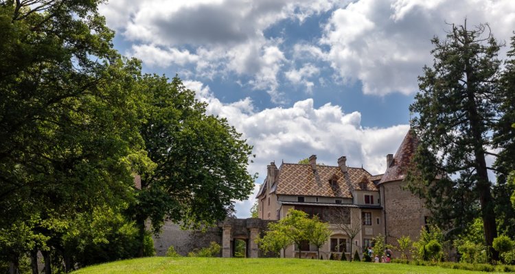 Château de Couches, Saône et Loire, Bourgogne. 