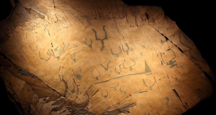 Les moulages des roches gravées