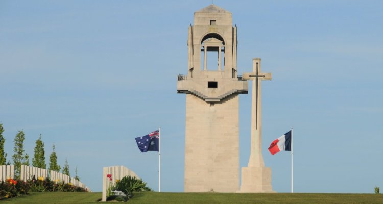 La tour du Mémorial National Australien de Villers-Bretonneux