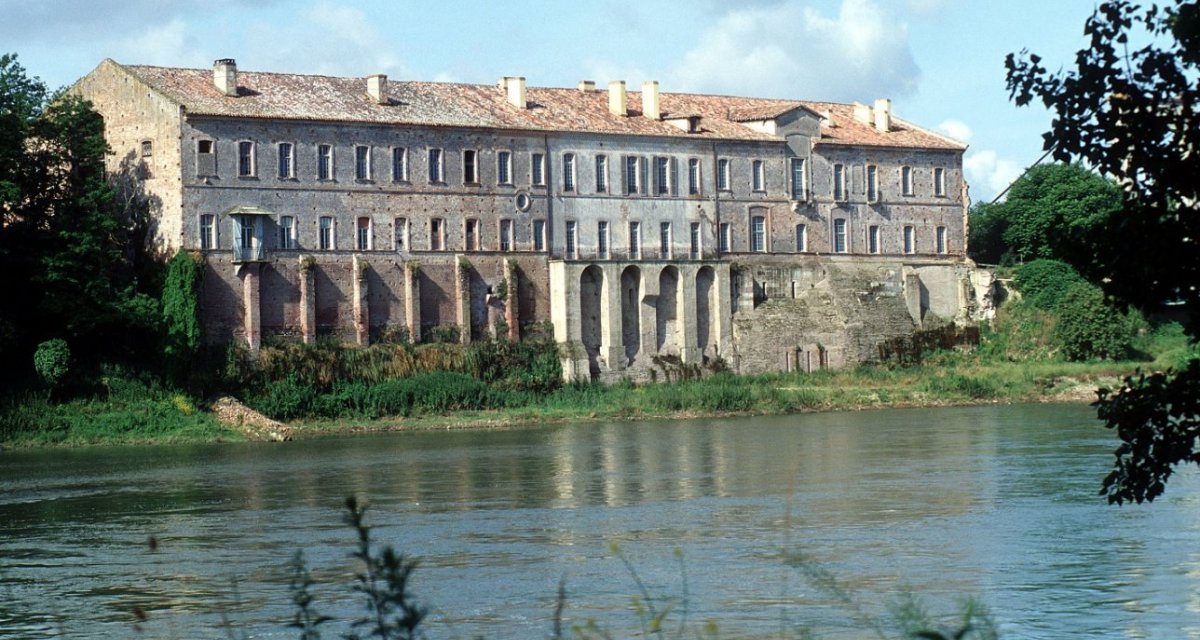 Abbaye de Belleperche