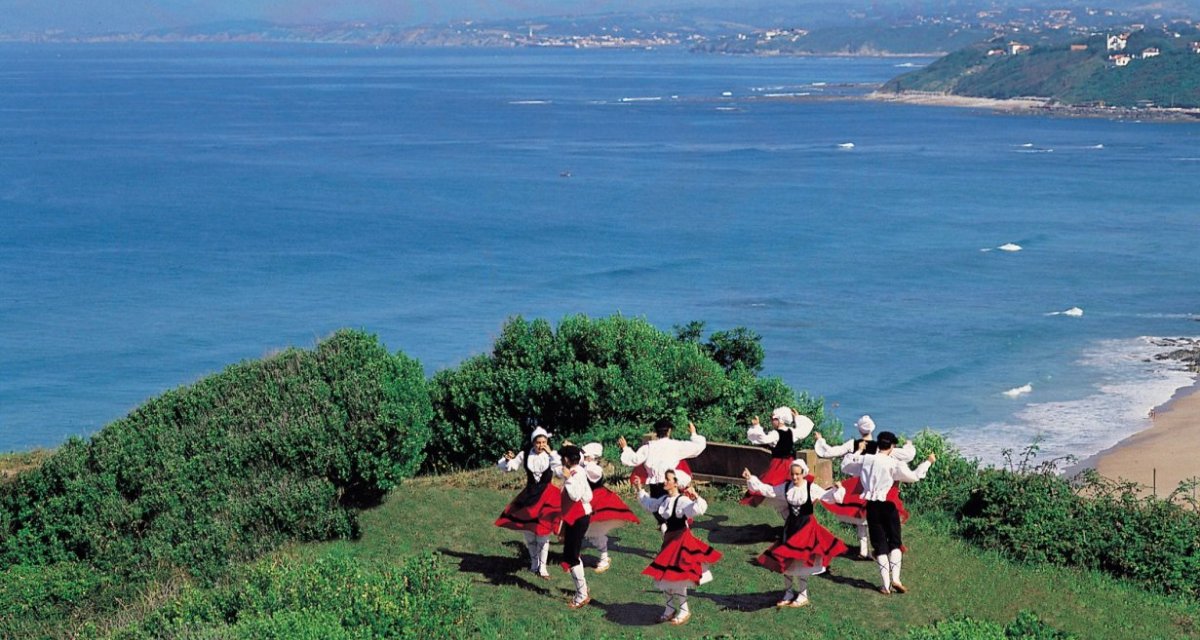 Danses basques