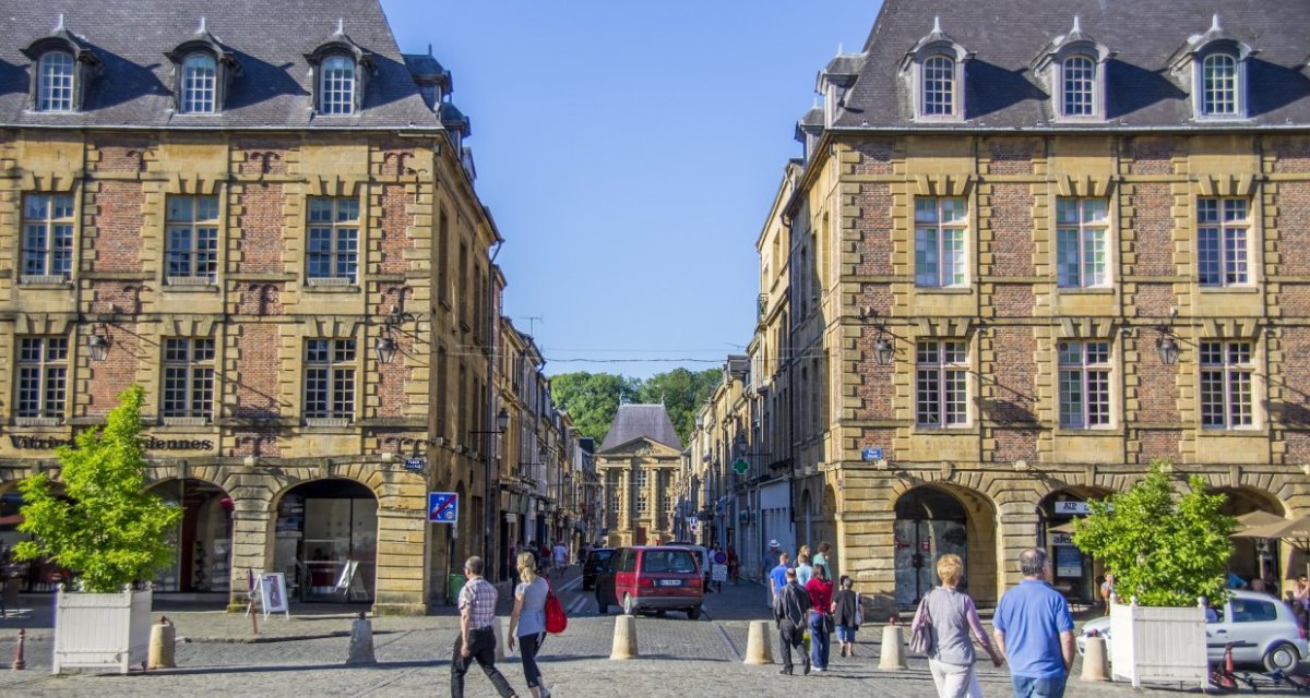 Place ducale charleville mezières
