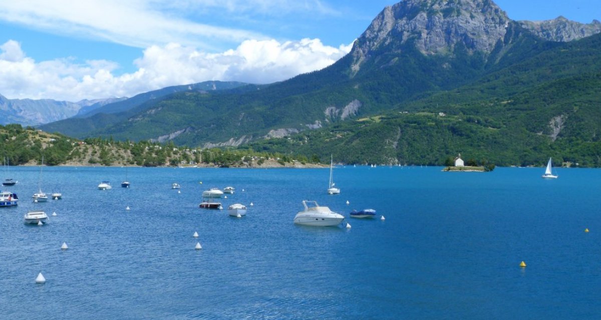 Lac serre-ponçon baignade bâteaux