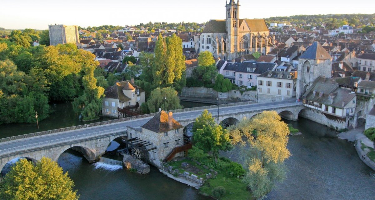 Moret-sur-loing vue aérienne