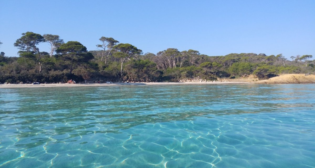 Eau turquoise porquerolles Var