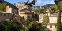 Le village de Saint Guilhem-le-Désert, Classé parmi les plus beaux villages de France