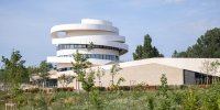 Un joyau architectural offrant une vue panoramique unique sur le vignoble