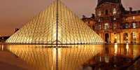 Musée du Louvre nuit