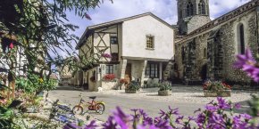 Charroux l'un des plus beaux villages de France