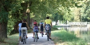 Famille vélo voie verte tarn-et-garonne