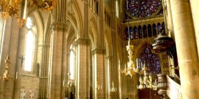 Intérieur cathédrale de reims