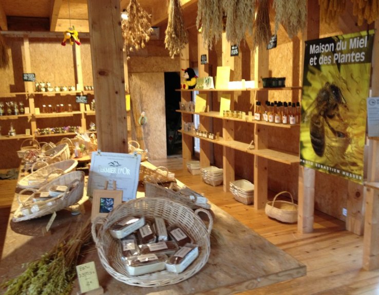 intérieur extérieur visite groupée Sumène Artense Cantal Prestations